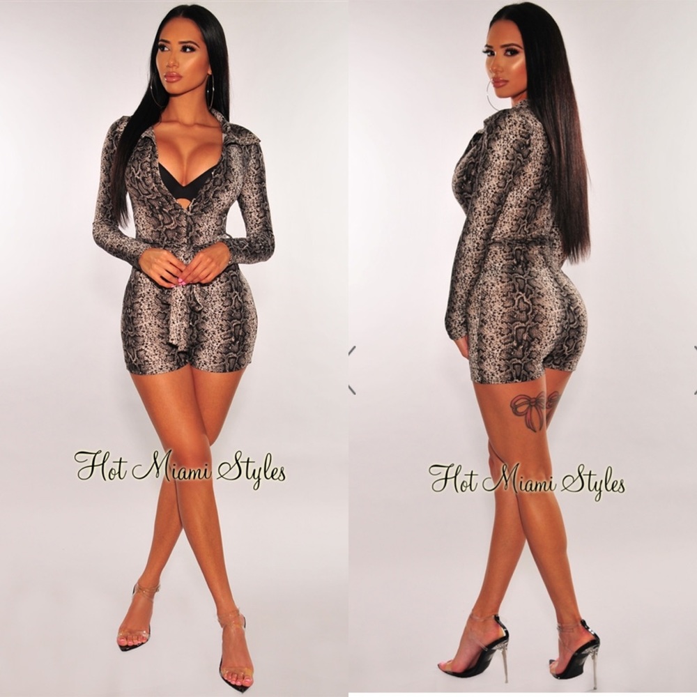 NWOT!! Hot Miami Styles Gray Snake Belted Romper S